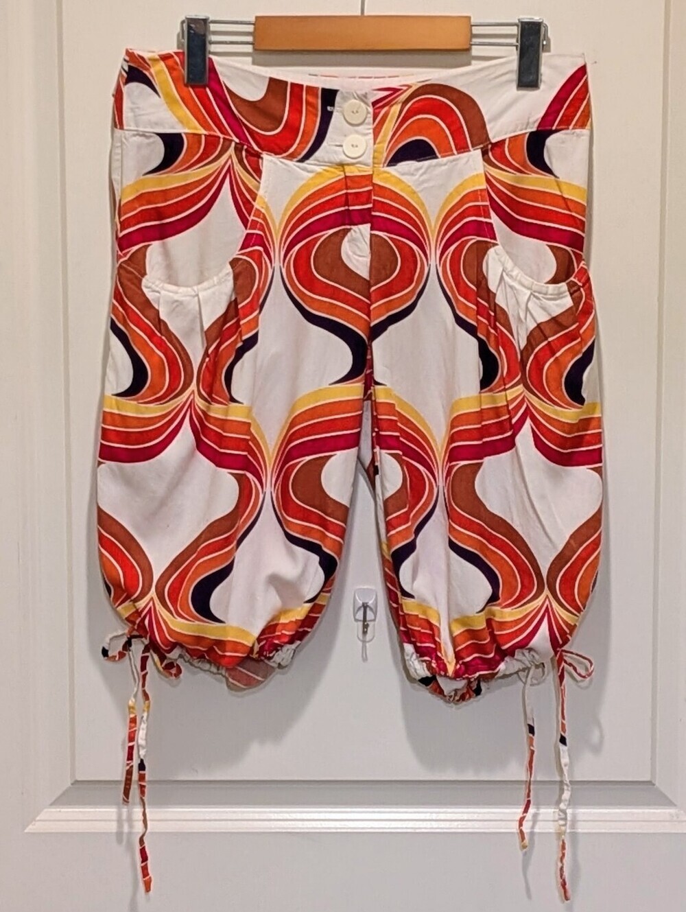 EUC Y2K Totem L Vintage Retro Swirl Print Gathered Leg Viscose Shorts
